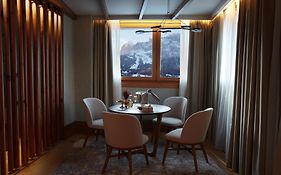 Grand Hotel Savoia Cortina D'Ampezzo, A Radisson Collection Hotel